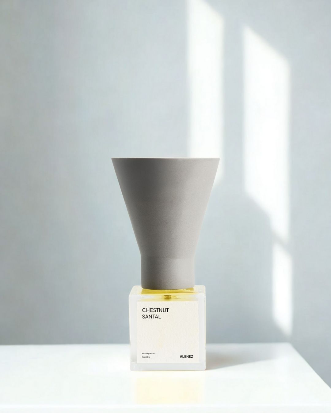 Nước hoa Chestnut Santal